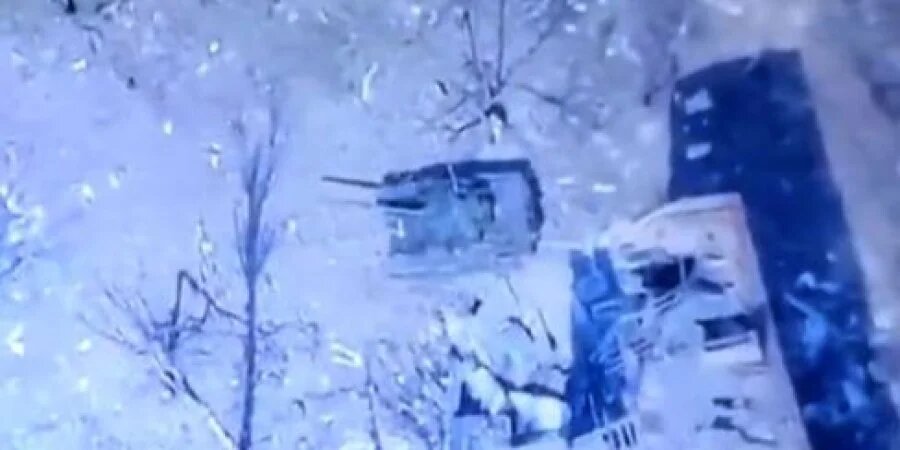 Оккупанты танком переехали своего раненого сослуживца. ВСУ показали видео