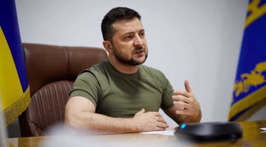 США готовы выделить Украине еще $33 млрд, а РФ уничтожает устав ООН: главное из нового обращения Зеленского. Видео