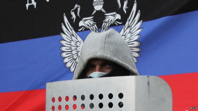 Зачем "ДНР" бомбит Донецк: две причины