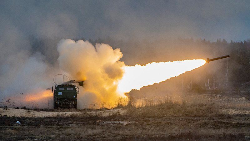 Генштаб показал боевую работу РСЗО HIMARS ночью по разным целям (Видео)