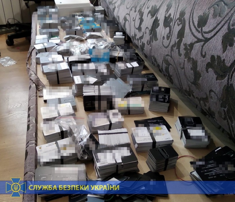 СБУ ликвидировала миллионную ботоферму, расшатывавшую обстановку в Украине по заказу одной из политсил