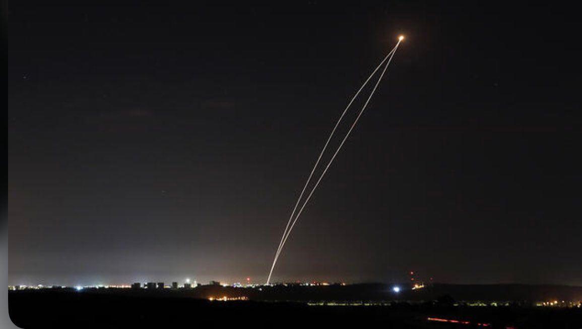 Не менее 50 ракет: "Исламский джихад" бьет по Израилю в ответ на удары по Газе (Видео)