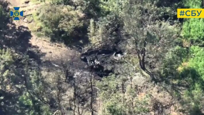 В СБУ показали яркие кадры "демилитаризации" техники оккупантов ударными дронами (видео)