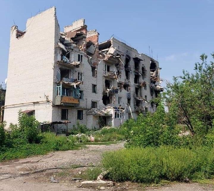 "Сдают соседи": на Луганщине оккупанты дают по 60 тысяч рублей за данные о мужчинах