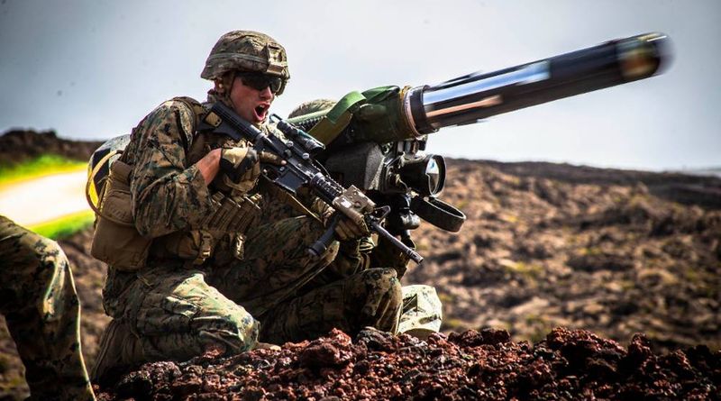 Тувинец и Javelin