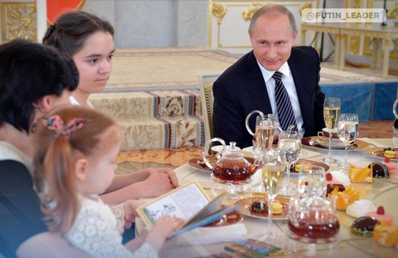 Приказал усилить охрану своих дочерей и внуков