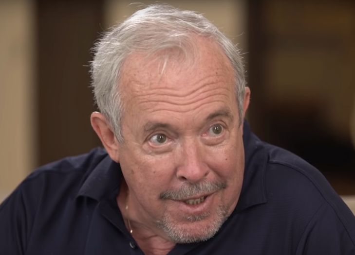 Андрей Макаревич прокомментировал свое включение в реестр иноагентов и спел песню (Видео)