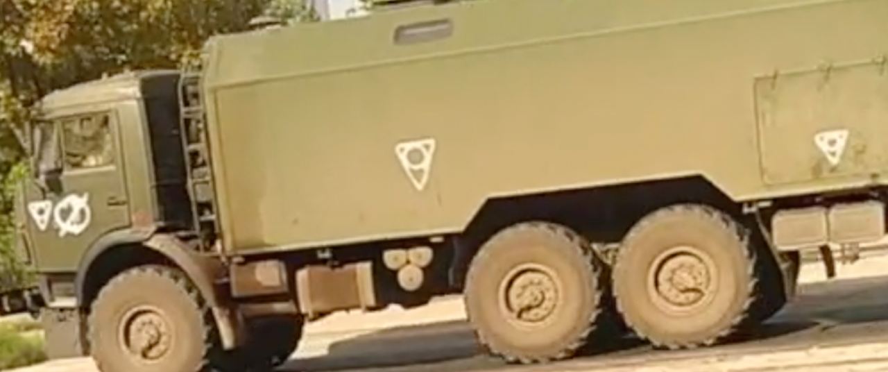 Андрющенко: В Мариуполе на технике россиян новые отметки, как из «Даров Смерти»