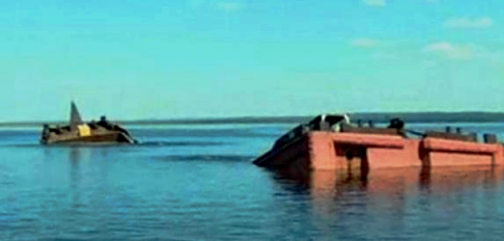 На Херсонщине ВСУ потопили баржу РФ вместе с десятками оккупантов и техникой