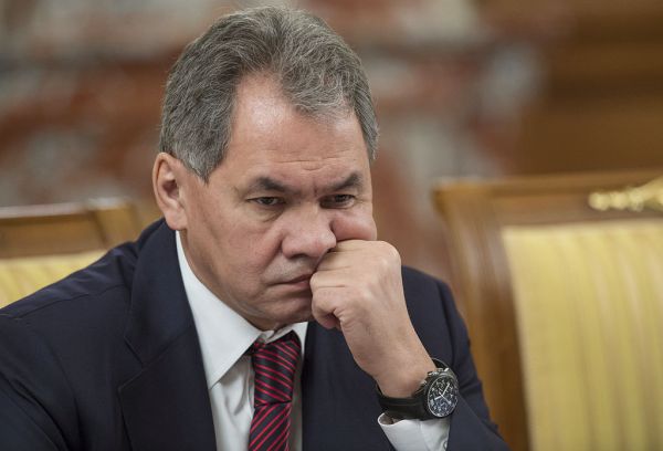 Шойгу очень испуган и говорит, как зомби