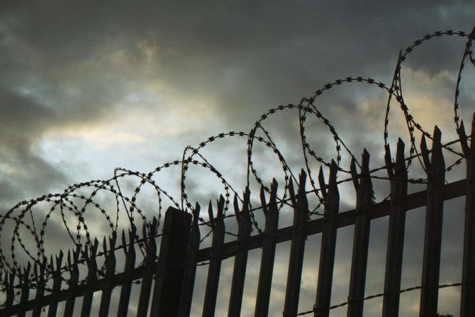 Добро пожаловать в новую Россию, где все пути ведут в армию смертников либо в пыточные тюрьмы. И все это абсолютно без какой-либо цели