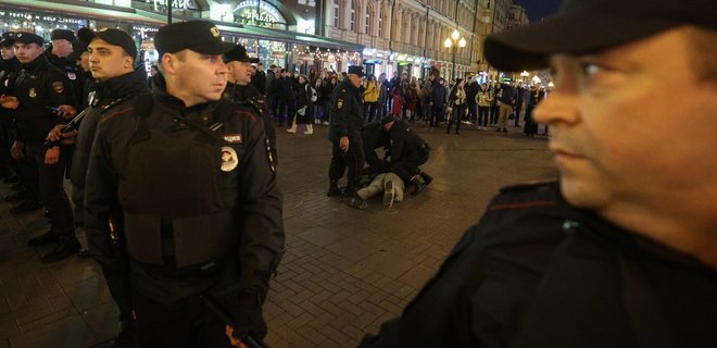В России страх перед властью победил страх смерти. Почему?