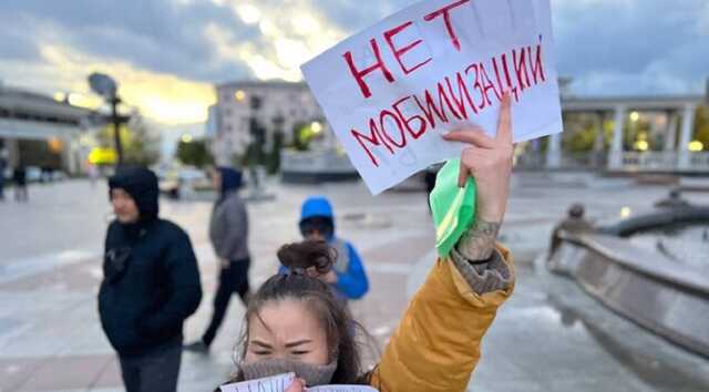 В РФ власти регионов объявляют о завершении мобилизации на фоне протестов