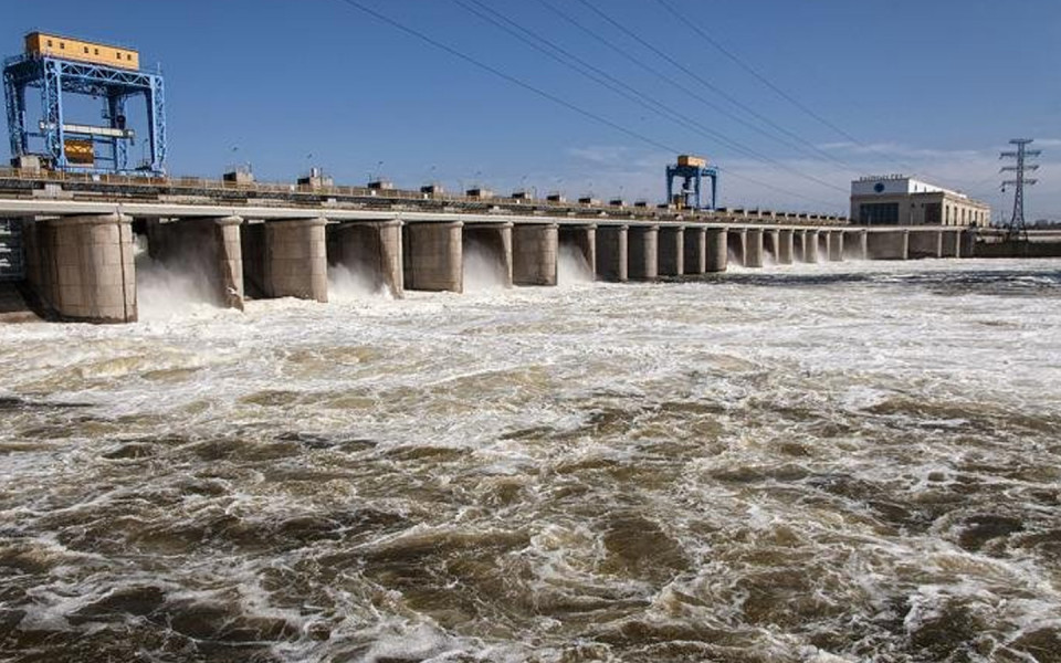 РФ может взорвать Каховскую ГЭС, прорыв дамбы затопит более 80 населенных пунктов, включая Херсон, - Зеленский