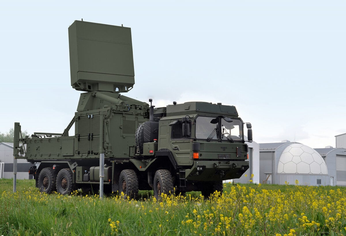Германия передала Украине первую РЛС TRML-4D