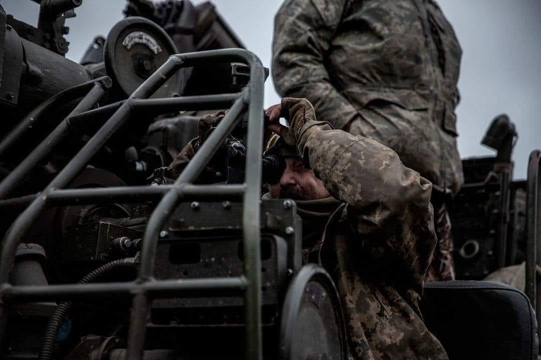 Эксперт объяснил, почему Украине не спешат передавать наступательное вооружение (Видео)