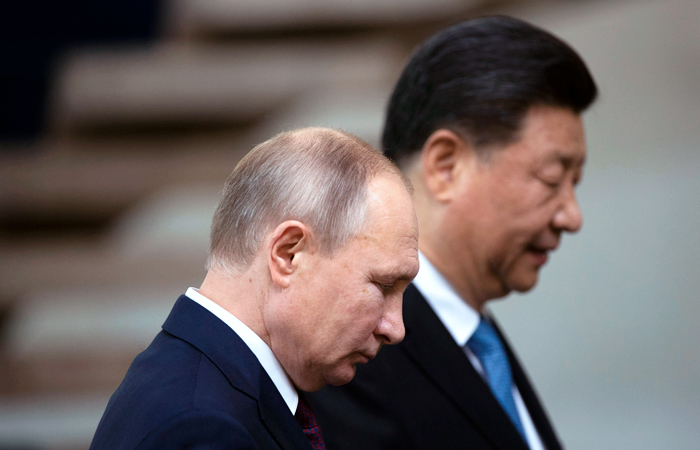 Директор ЦРУ: Путин превращает Россию в экономическую колонию Китая