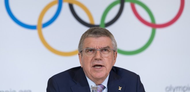 Глава МОК хочет вернуть на соревнования спортсменов из РФ "на условиях нейтралитета"