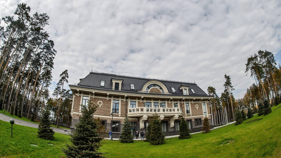 Путин заселил родственниками участки вокруг официальной резиденции под Москвой – расследование