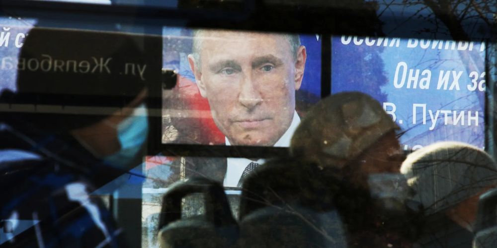 России предстоит кровавая война. Не гражданская, а война кланов и частных армий: чеченцев, пригожинцев, бандитов. Это будут новые 90-е, но намного страшнее