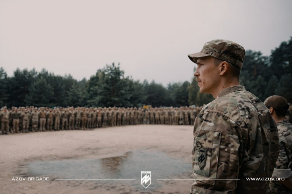 Командир бригады "Азов" "Редис" встретился с личным составом: Мое сердце, моя душа, мое тело принадлежат Азову