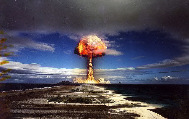 Сенатор США: Применение ядерного оружия в Украине будет нападением на НАТО