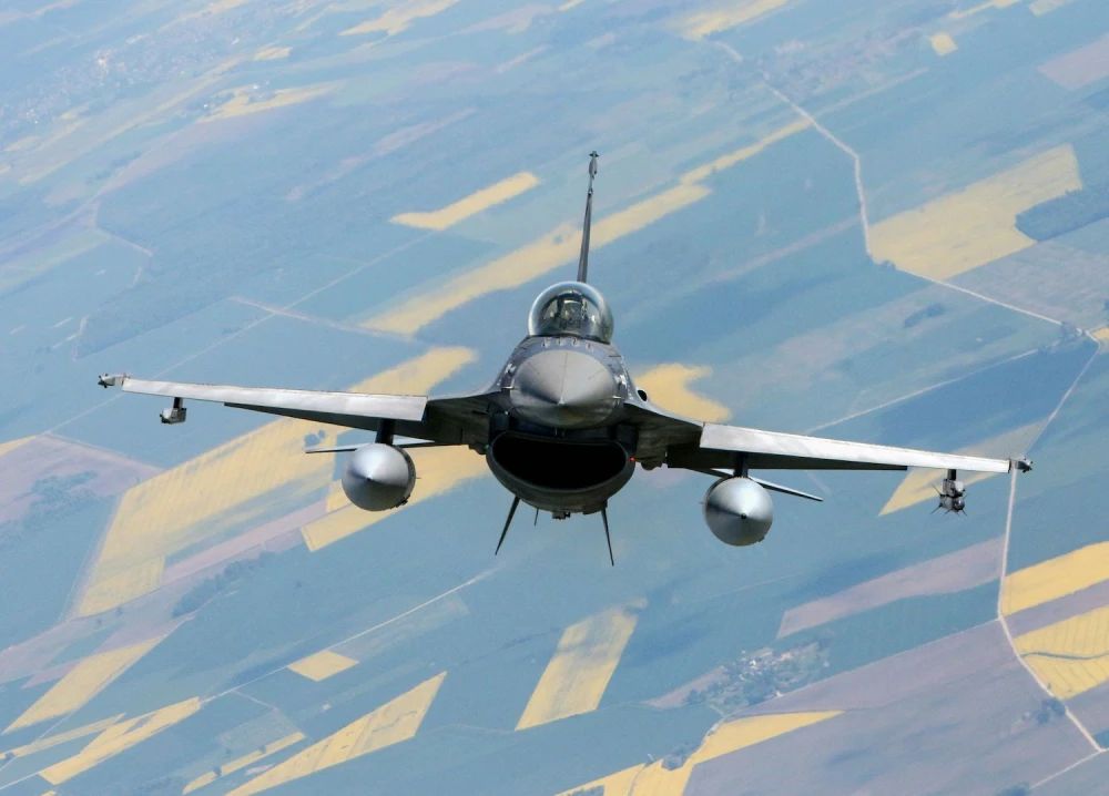 СМИ: Украине поможет победить в войне не F-16, а оружие, которое он несет
