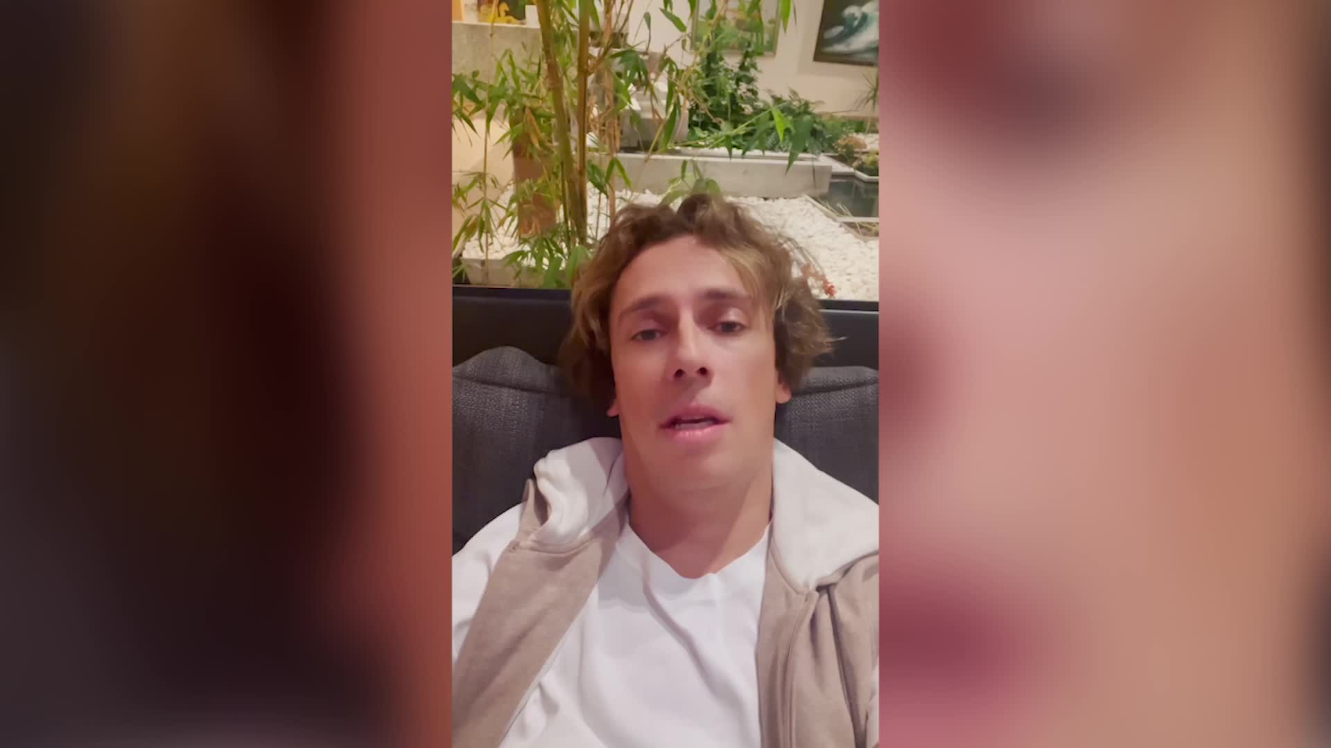 "ОтСоседова": Галкин высмеял россиян, поливающих его грязью (видео)