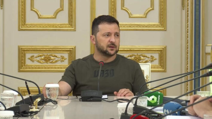 Главный редактор интернет издания: Зеленский непублично просил журналистов молчать о коррупции до победы