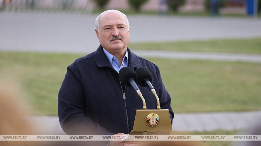 Лукашенко: Украина все равно будет наша. Никому она не нужна