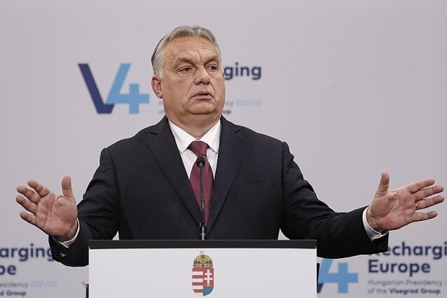 Президент Литвы: Венгрия вредит единству ЕС