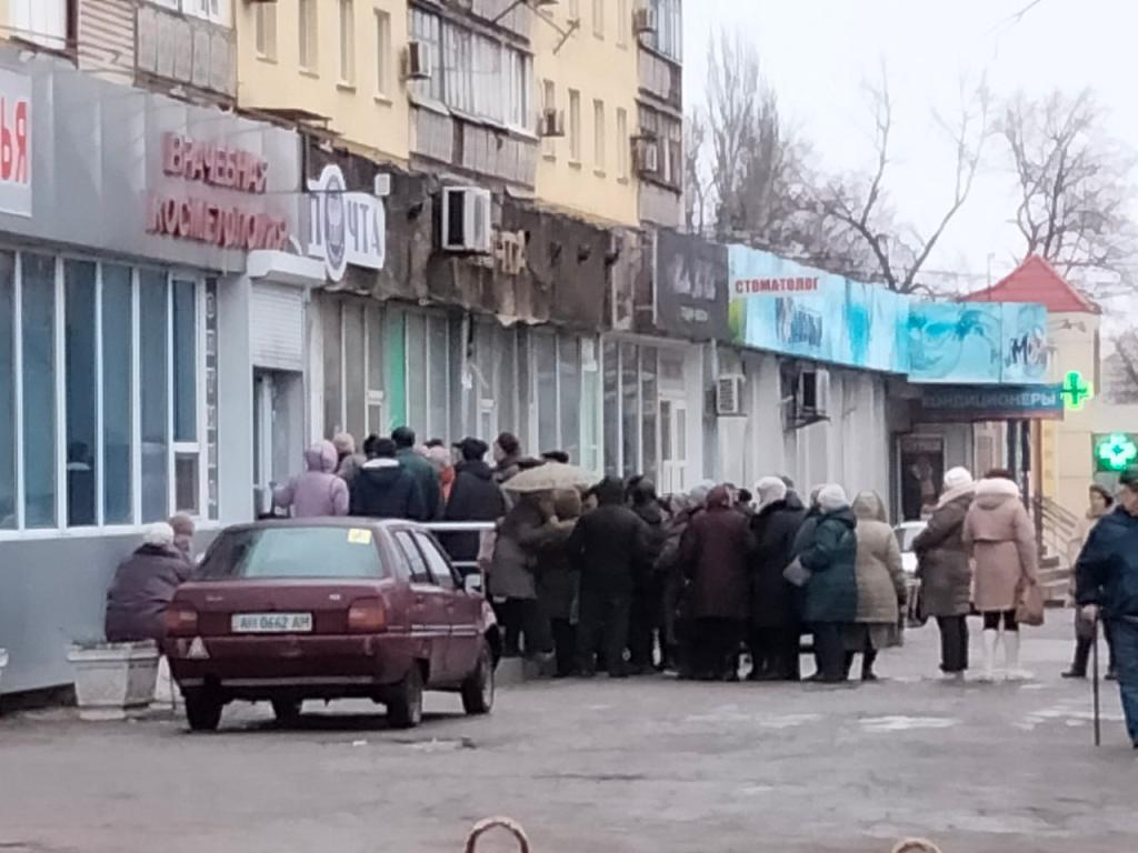 У жителей ОРДЛО "начали возникать очень нехорошие предчувствия относительно того, как жить дальше": приближается коллапс в экономике "ЛДНР"