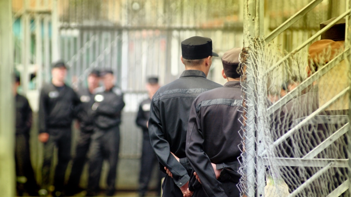 Завербованные в РФ зеки теперь будут воевать до конца войны, без помилования