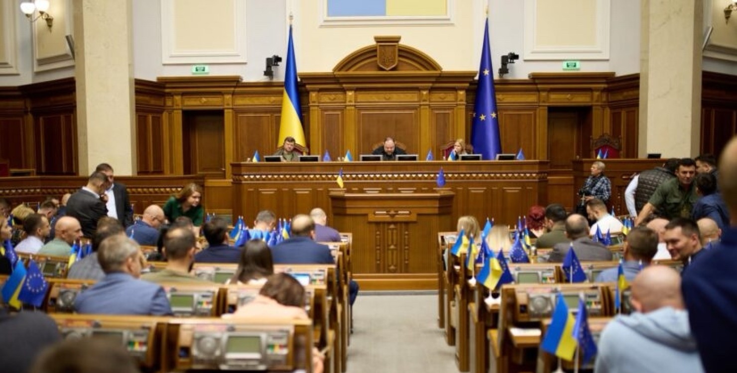 "Это откровенно достало": 17 нардепов от "Слуги народа" хотят сложить мандат