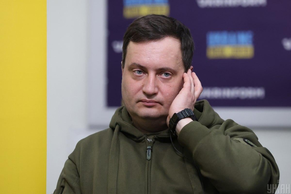 В разведке объяснили цель ударов по НПЗ в России