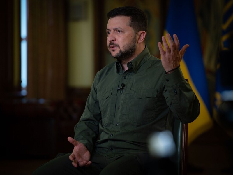 Зеленский: планируем удерживать захваченную территорию в РФ, пока не принудим Путина к переговорам
