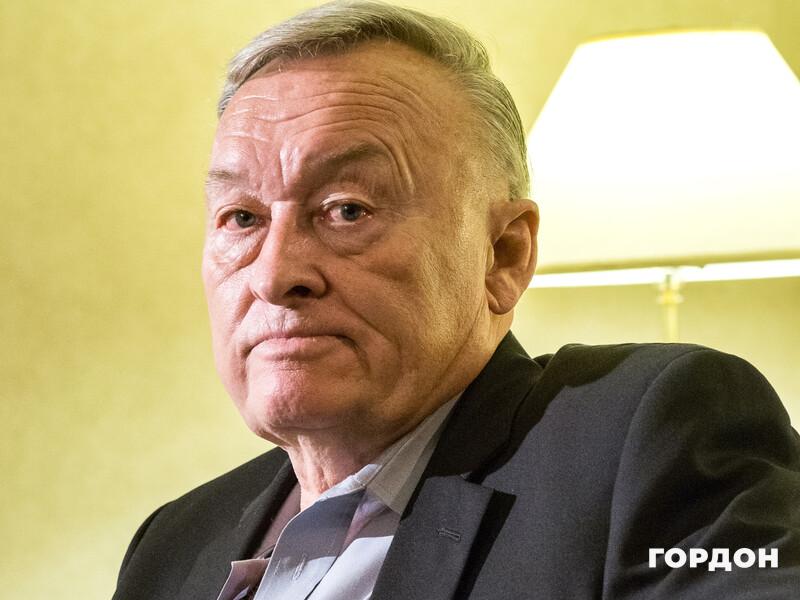 "Считал, что будет мешать стать президентом". Экс-генерал КГБ Калугин заявил, что Собчака убили по указанию Путина