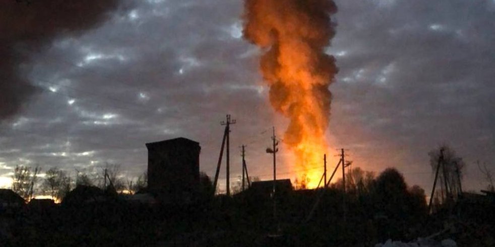 Атаковали дроны СБУ. На нефтебазе в Воронежской области было 20 резервуаров с топливом (Видео)