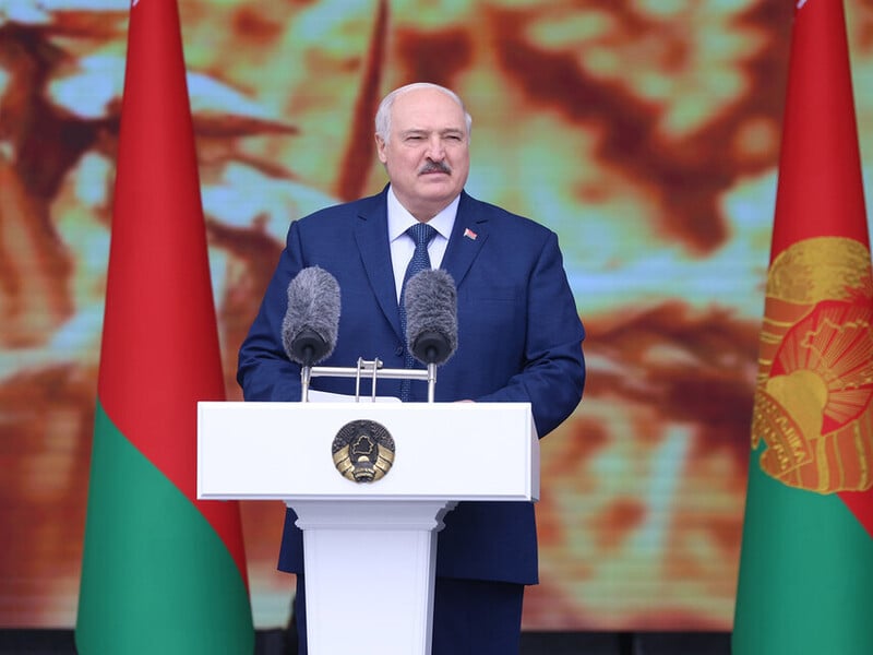 Цепкало: У Лукашенко – букет болезней. Он постоянно на лекарствах, их колют в живот (Видео)