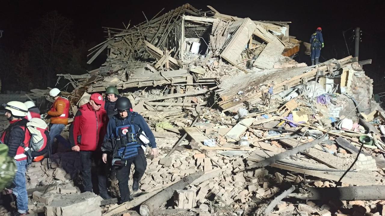 РФ ударила ракетами С-400 по дислокации полицейских в Харькове: один погиб, десятки ранены