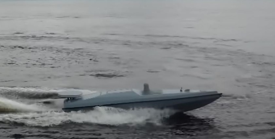 Все начинается с "хулигана". В ГУР рассказали про тактику морских дронов Magura V5