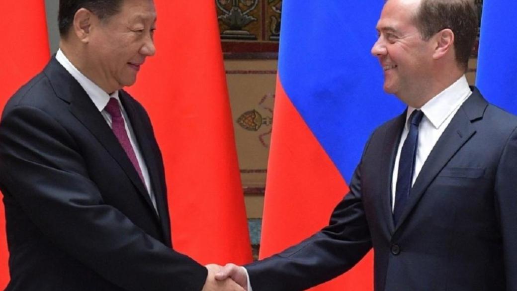 Какой месседж из кремля привез Медведев в Китай