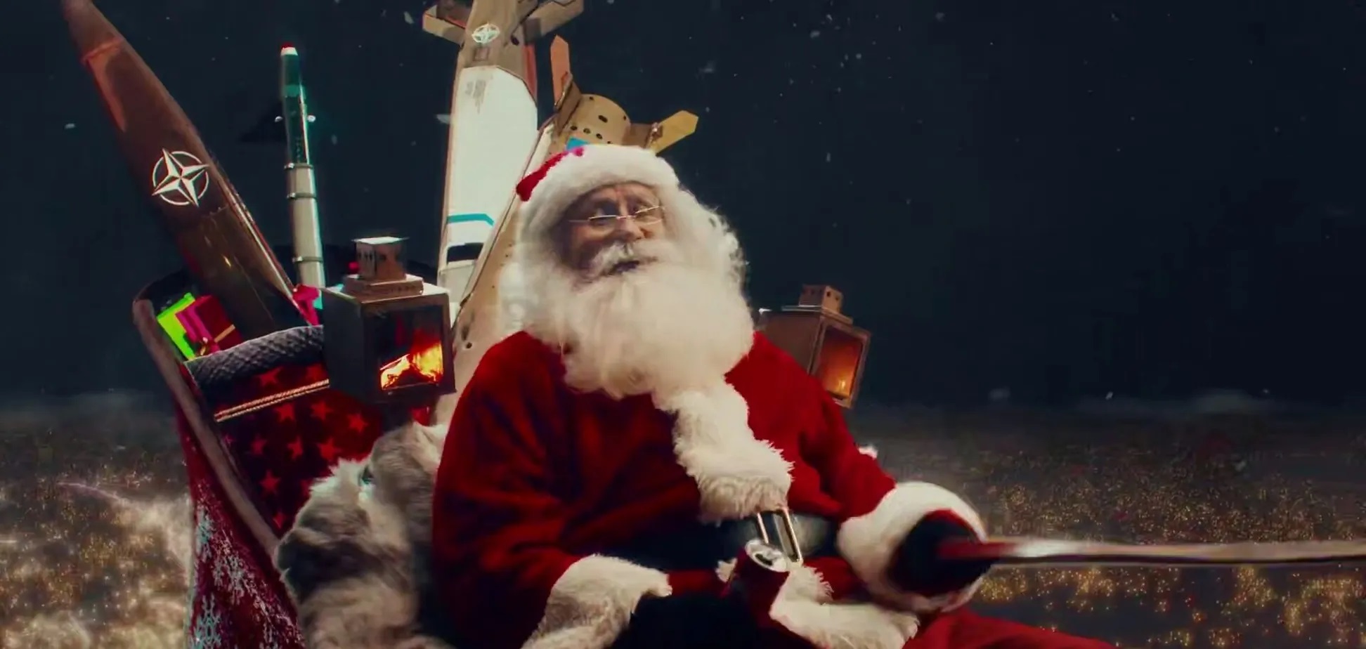 В России пропагандисты распространяют циничный ролик, как ПВО сбила Санта-Клауса над Москвой. Видео
