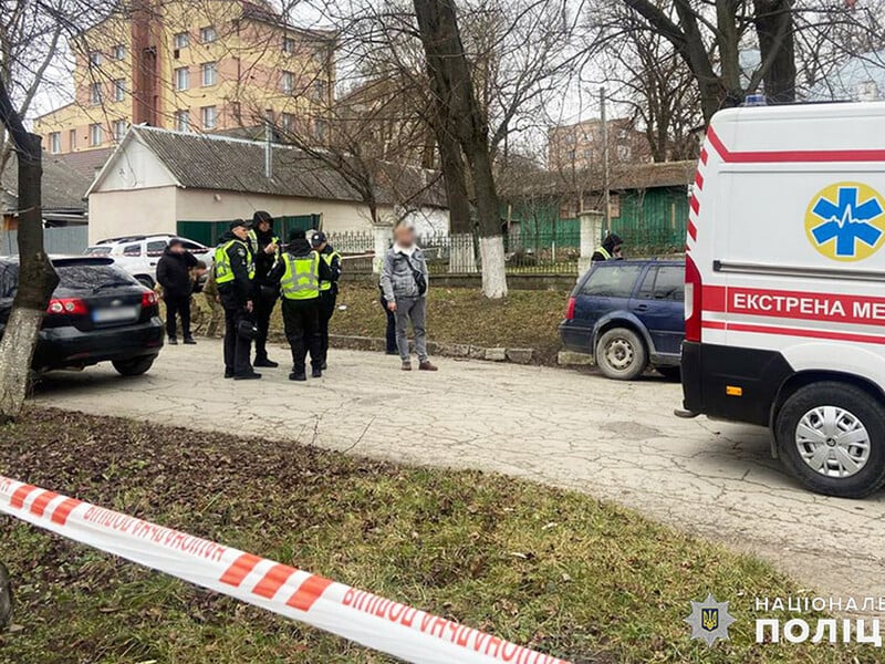 В Каменце-Подольском возле здания ТЦК раздался взрыв – полиция