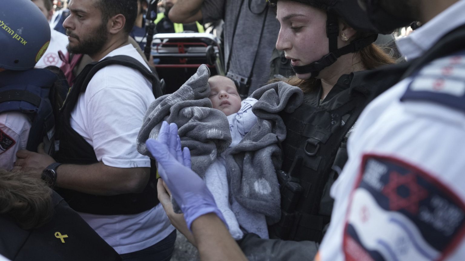 ЦАХАЛ ударил по иранскому ядерному реактору. Иран атаковал больницу в Израиле