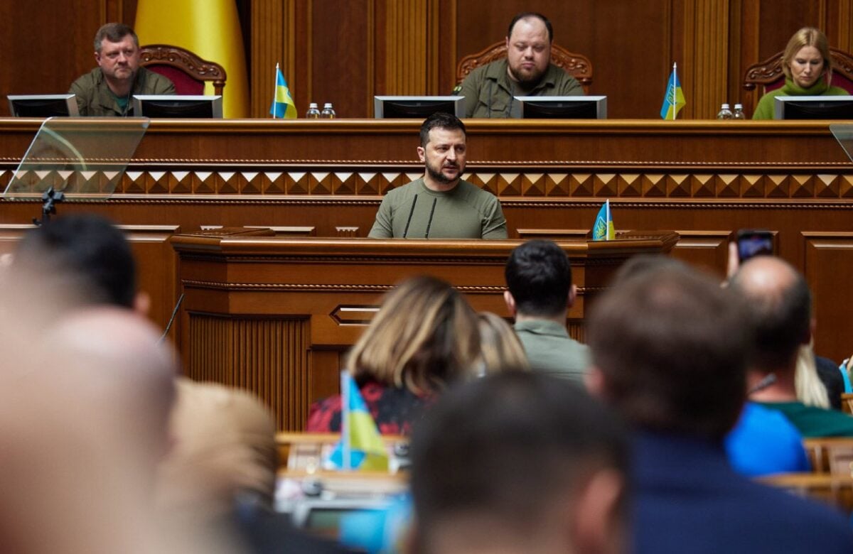 Депутаты "Слуги народа" могут не поддержать восстановление полномочий НАБУ и САП