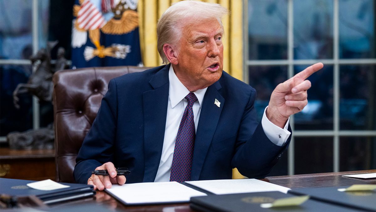 "Владимир и Владимир должны обсуждать". Трамп сделал новое заявление про "обмен территориями" – СМИ