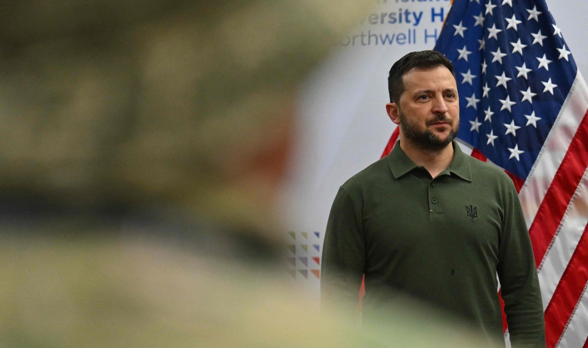 Зеленский поговорил с Трампом. В понедельник едет в Белый дом