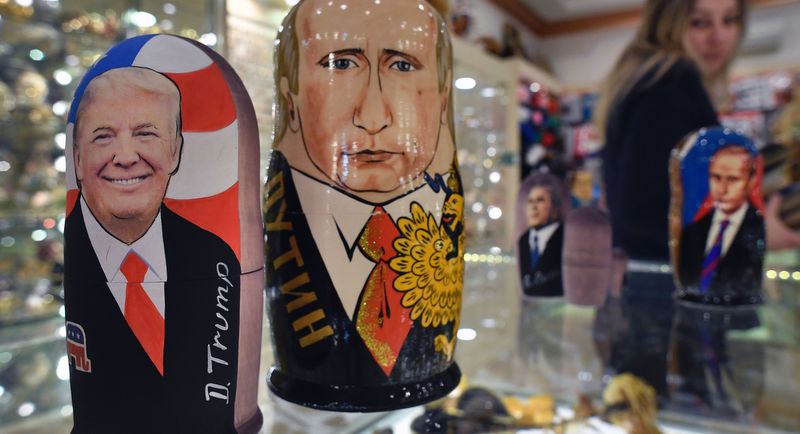 Игра в поддавки Белого дома с Кремлем