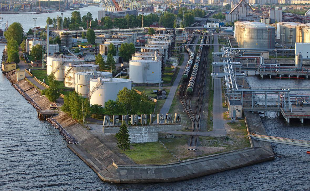 Reuters рассказало о последствиях атаки БПЛА на нефтяной терминал порта Приморск